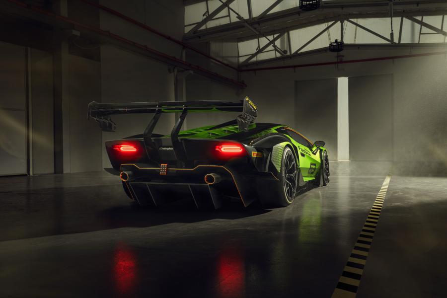  Lamborghini Essenza SCV12 2020 года  (фото 13 из 36)